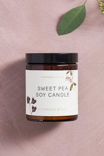 Hand-poured Sweet Pea scented Soy Candle: Sweet Pea