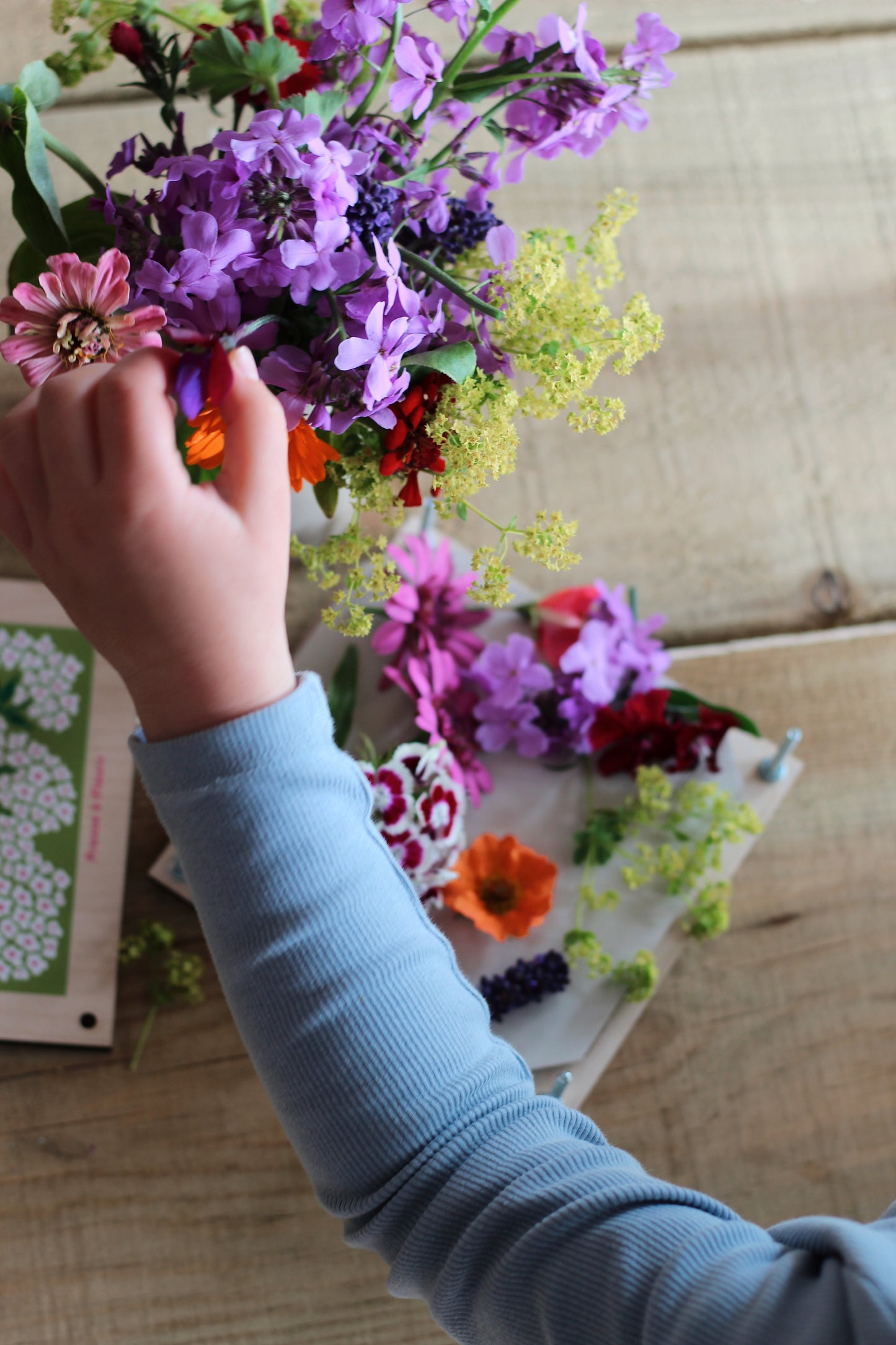 AUGUST - Flower Pressing