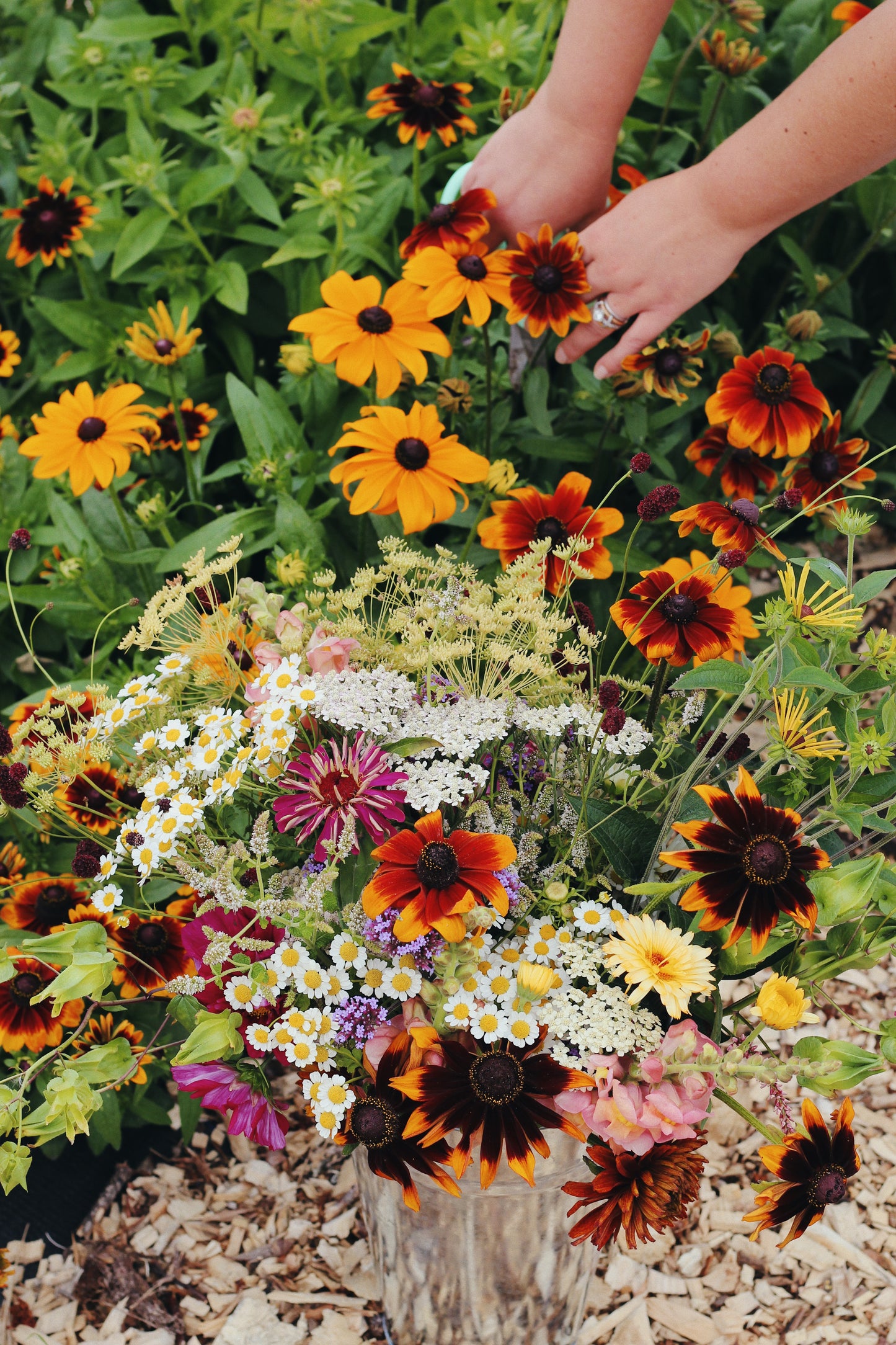 OCTOBER - Autumn Hand-tied Arrangement