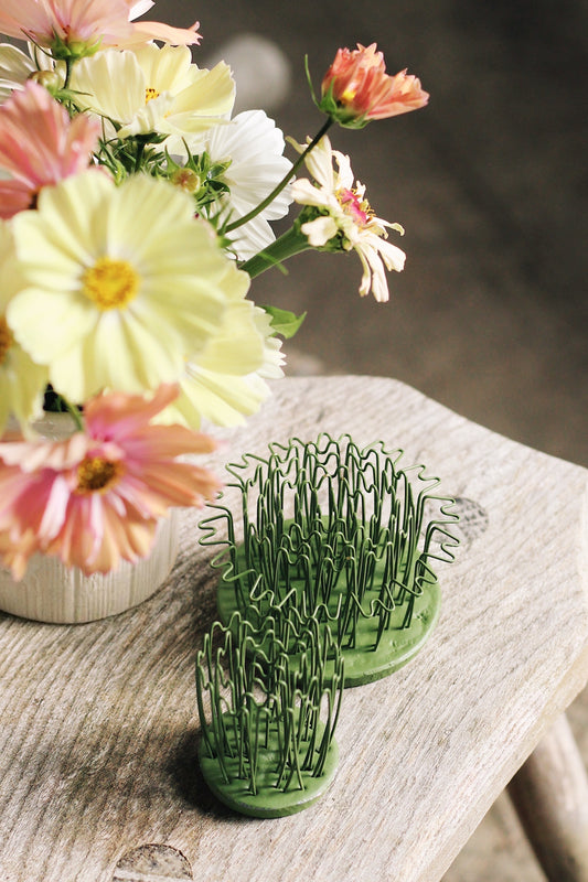 Round Hairpin Flower Holders